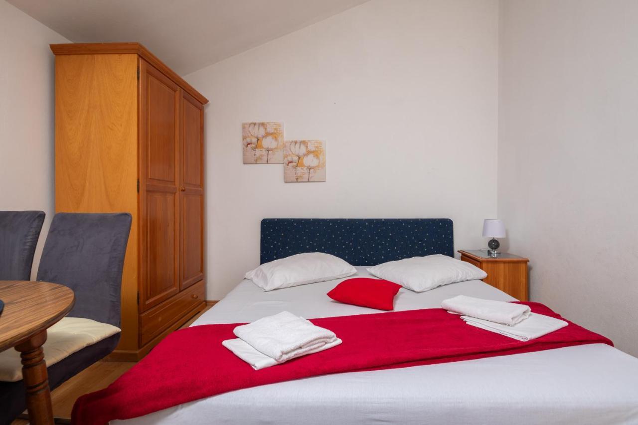 Beach Apartments Borovina Stanici Zewnętrze zdjęcie